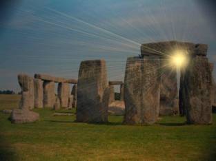 Ingleses degeneram passando a crer em ET's e Druidas